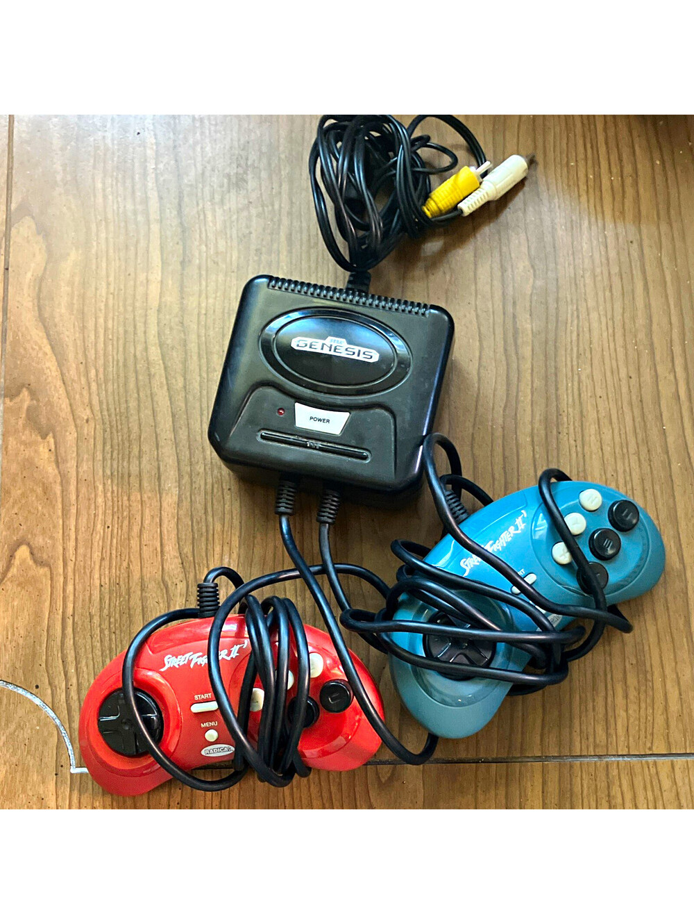 Sega Genesis Plug & Play Built-In Games w/ RCA Cable & 2 Controllers